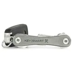 KeySmart Schlüsselanhänger Robuste Titanmuschel
